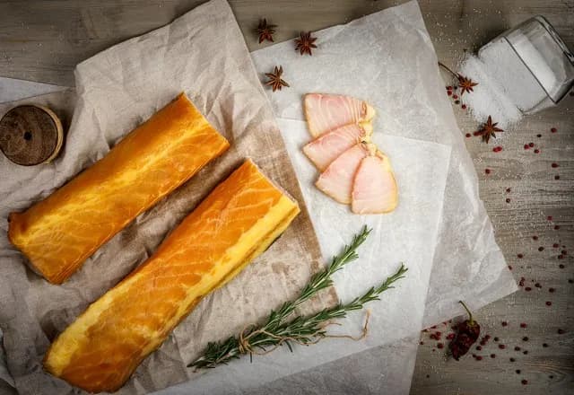 Осетр холодного копчения весовая — фото 1