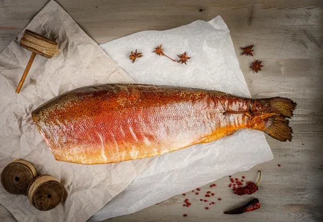 Форель холодного копчения Чилийский весовая — фото 1