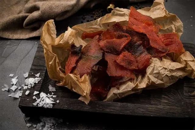 Чипсы из лосося вяленые 500гр в упаковке